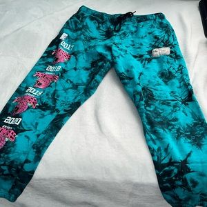 Broken promises women’s joggers